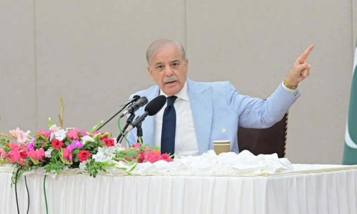 جان پر کھیل کر نومولود کو بچانے والی نرس کیلئے ستارہ خدمت،ایک کروڑ روپے انعام کا اعلان