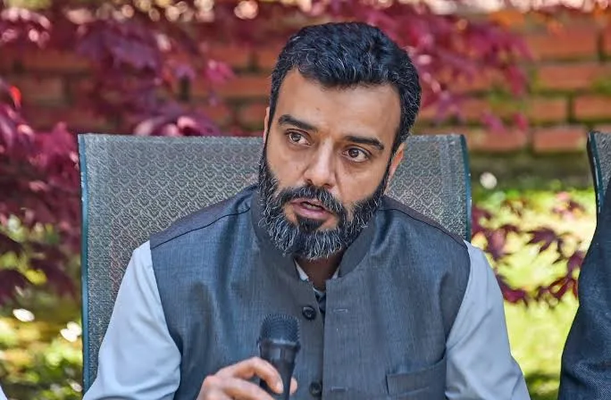 آغا سید روح اللہ مہدی کا ڈاکٹر فاروق عبداللہ کے نام مکتوب ،آرٹیکل 370 پر مؤقف واضح کرنے کا مطالبہ