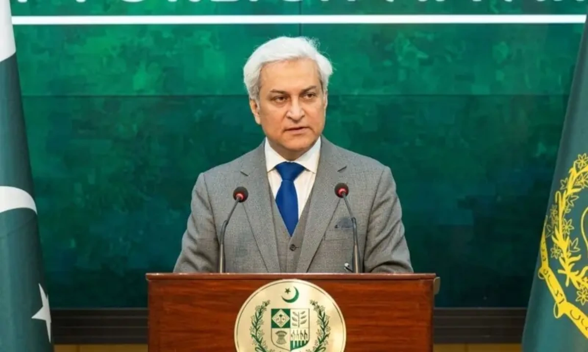 پاکستان کا امریکا اور ایران کے درمیان کشیدگی کم کرنے کیلئے سفارتی رابطے جاری رکھنے کا فیصلہ