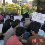 انجینئر نذیر احمد یتو کی احتجاجی ڈاکٹروں سے اظہارِ یکجہتی، حکومت سے جلد از جلد جائز مطالبات کو حل کرنے کی مانگ