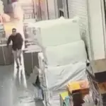 ملازم نے 10 ہزار روپے کم تنخواہ دینے پر فیکٹری کو آگ لگادی