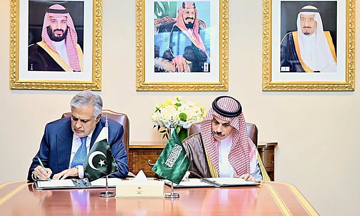 پاکستان اور سعودی عرب میں سفارتی پاسپورٹ پر بغیر ویزا سفر کرنے کا معاہدہ