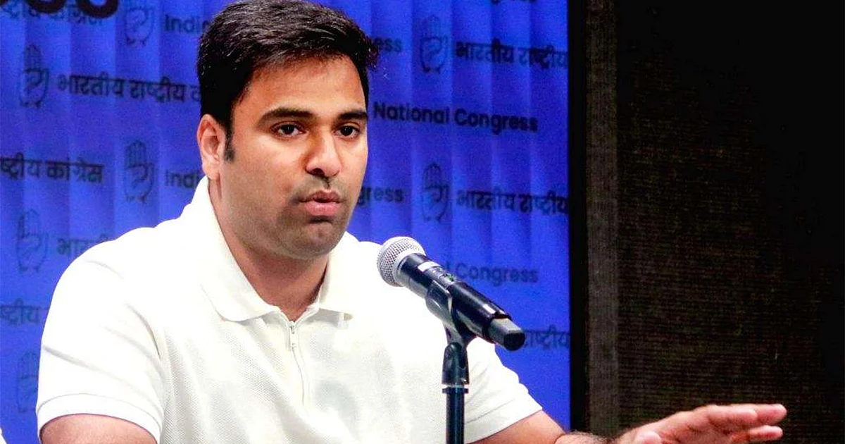 ورون چودھری کا امت شاہ اور ریکھا گپتا پر حملہ، دہلی میں خواتین کی سلامتی پر سوال
