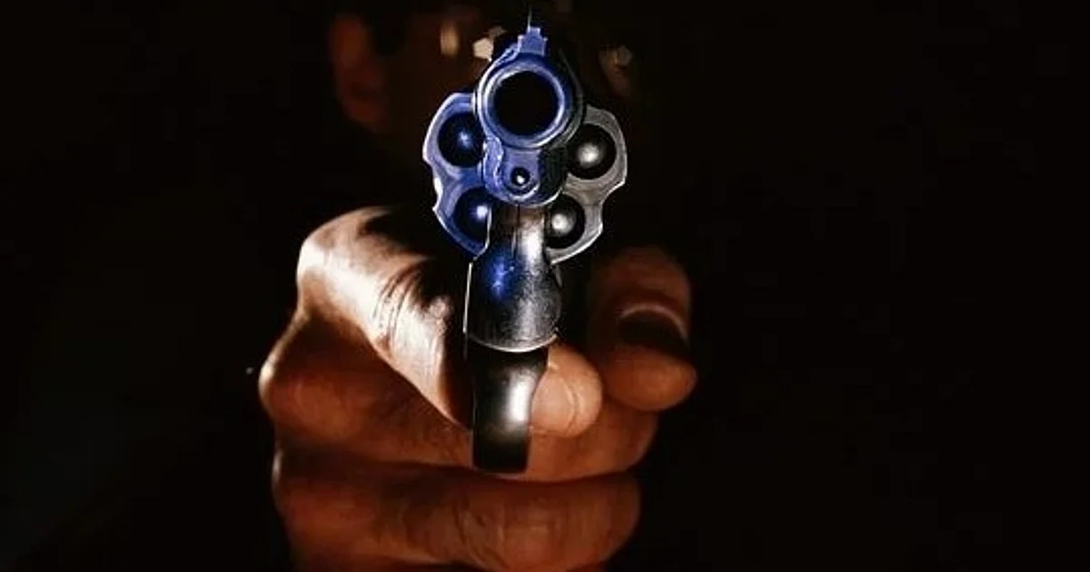 اعظم گڑھ میں پوجا کرانے آئے دو پجاریوں اور بیوی  کے قتل سے سنسنی