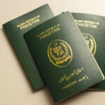 متحدہ عرب امارات میں مقیم پاکستانیوں کیلیے نئی فیسوں کا اعلان