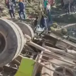 ادھم پورہ میں مسافر بس حادثے کا شکار، لڑکی جاں بحق، 16 زخمی