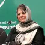 محبوبہ مفتی کاشہرِ خاص دورہ، بڈشاہ مزار پر حاضری