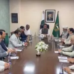 حکومت اور اپوزیشن مذاکرات کا اگلا دور آج، لانگ مارچ ختم کرنے کا مطالبہ