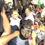 گیانیش کمار کو ہٹانے کے مطالبے پر اپوزیشن اراکینِ پارلیمنٹ کا مارچ، پولیس کے روکنے پر دھرنے پر بیٹھے