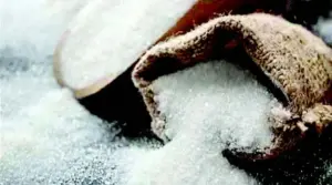 چینی اور دالوں کی قیمتیں بڑھیں، چاول نرم، خوردنی تیلوں میں اتار چڑھاؤ