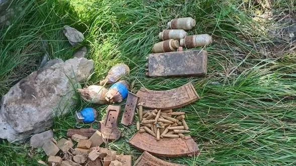 پونچھ کے مینڈھر میں مشتبہ ٹھکانے کا انکشاف، آئی ای ڈیز اور دیگر مواد برآمد