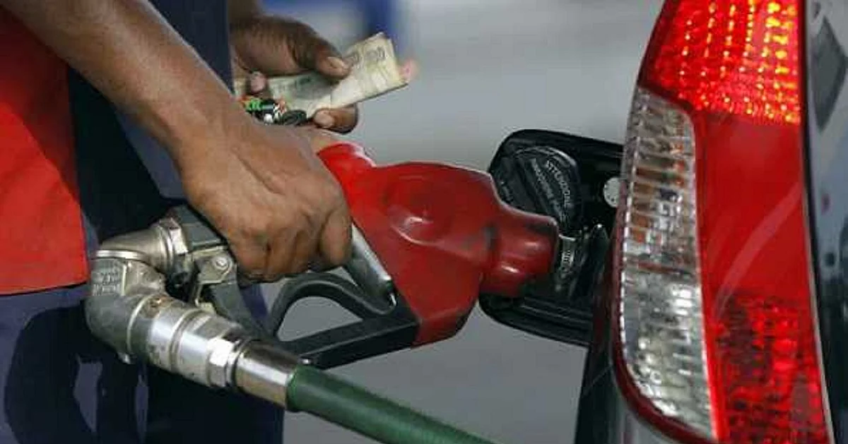 تیل کی بڑھتی قیمتوں پر جی7 کا فیصلہ، 4 ماہ میں 10 کروڑ بیرل تیل اور ڈیزل جاری کرنے پر اتفاق