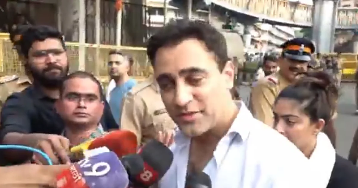 ’واہ، اب ممبئی پولیس؟‘ بالی ووڈ اداکار عمران خان کو ملک چھوڑنے کا نوٹس ملنے پر کرن راؤ نے کیا طنز