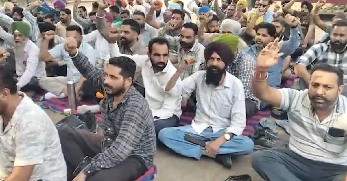 پنجاب میں آج سے 3 لاکھ سرکاری ملازمین کی ہڑتال، پبلک ٹرانسپورٹ و دیگر خدمات متاثر ہونے کا امکان